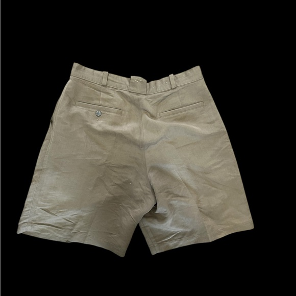 ✨ Tan Reebok golf shorts✨ - Picture 3 of 3